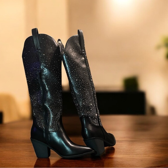 TOP Moda Black and Silver Heeled Boots - Picture 4 of 7